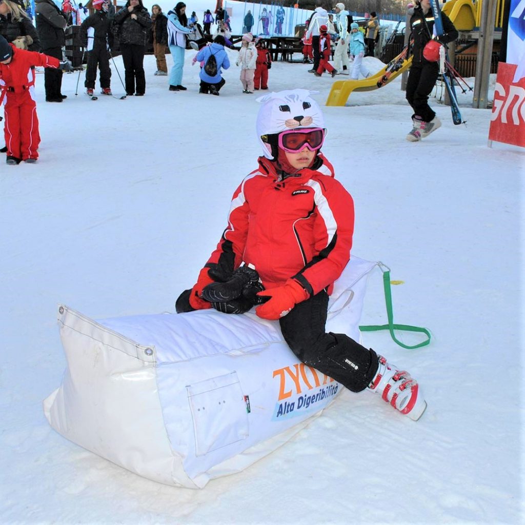 Lo slittone da neve, adatto a tutte le età