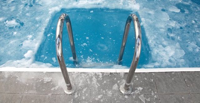 Ghiaccio e neve, cosa fare con la piscina in inverno.