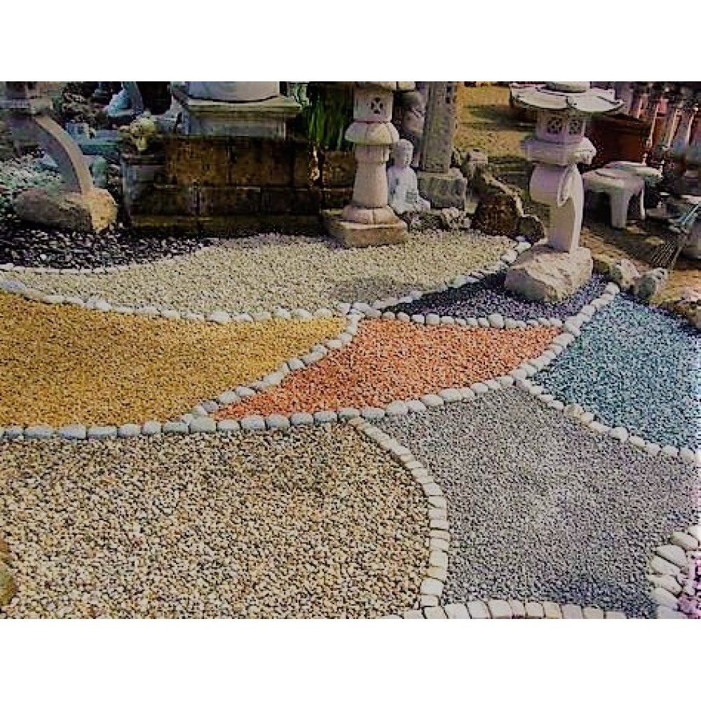 Sabbia colorata per decorazione giardino o vasi