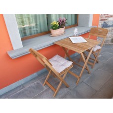 Tavolo con due sedie in legno Bistrot Cannes